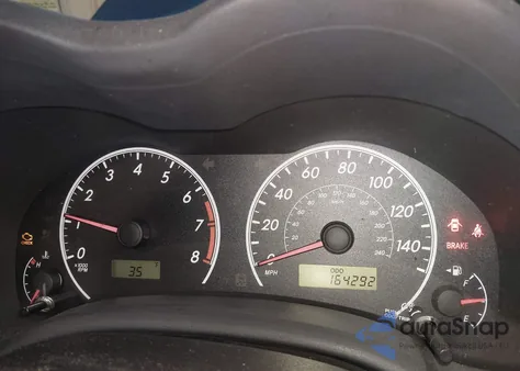 2009 Toyota Corolla S z USA, uszkodzony, nr VIN 1NXBU40E89Z004315